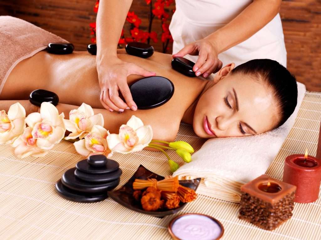 Hot_Stone_Massage_Wellness